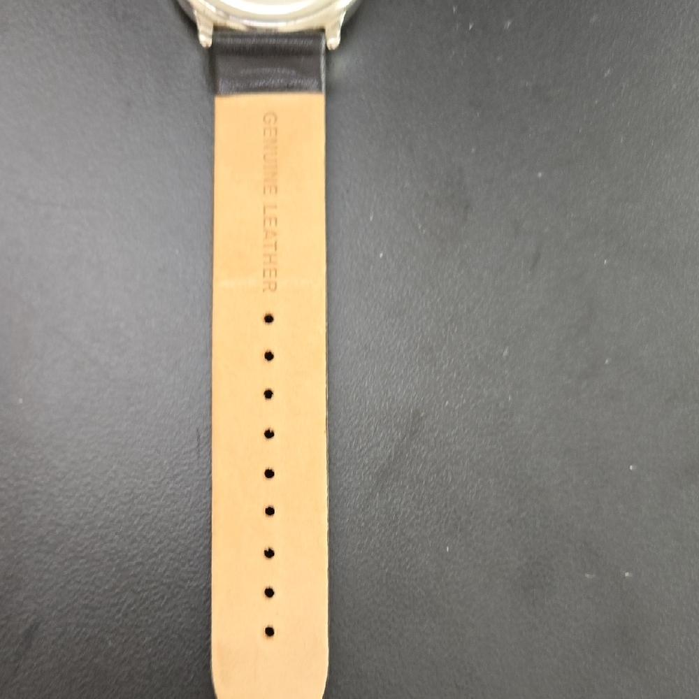 Fossil Mood Watch with Black Strap and Silver Case - Picture 4 of 8